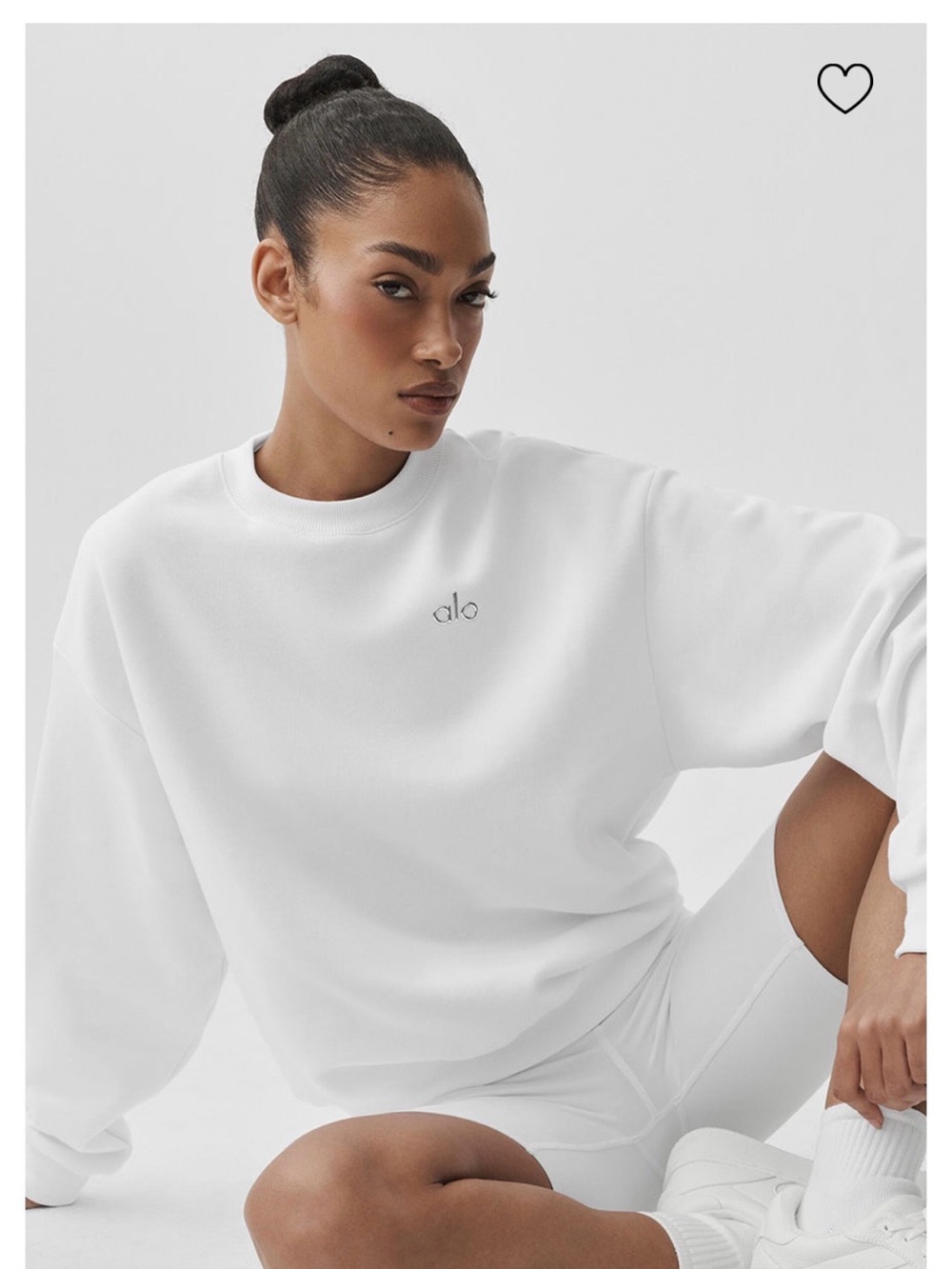 ALO Yoga Accolade Women’s White Logo Crew Sweatshirt